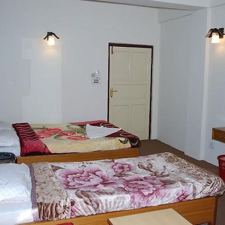Hotel Spandan Дарджилинг Экстерьер фото