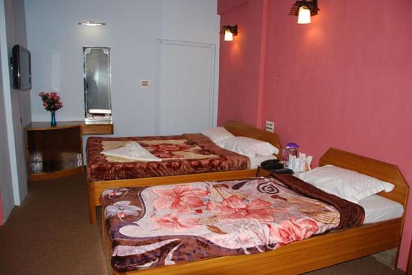 Hotel Spandan Дарджилинг Номер фото